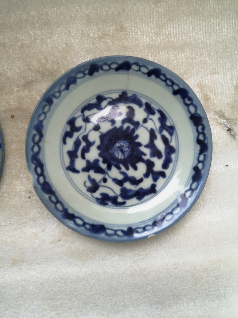 古玩陶瓷花卉紋青花盤拍賣,當(dāng)前價(jià)格220元