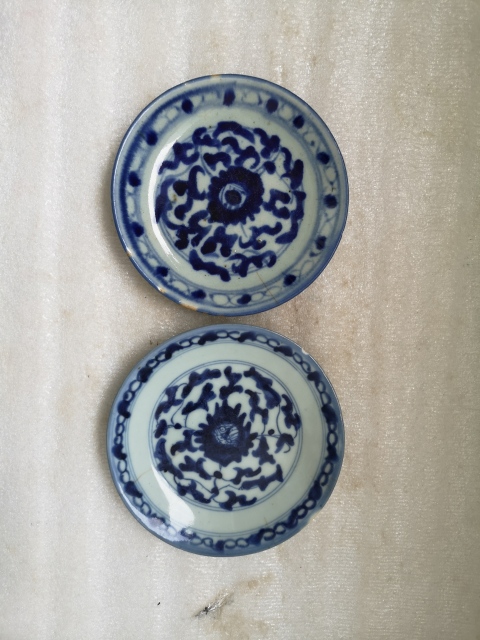 古玩陶瓷花卉紋青花盤拍賣,當(dāng)前價(jià)格220元
