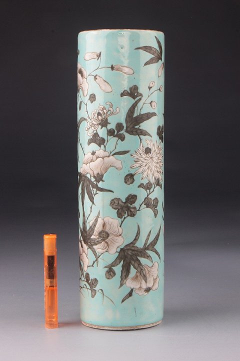 古玩陶瓷【*2646】清晚期  松石綠地墨彩花卉紋花插拍賣(mài)，當(dāng)前價(jià)格4800元