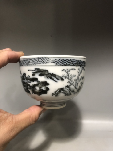 古玩陶瓷民國山水詩文青花茶杯拍賣,當前價格199元