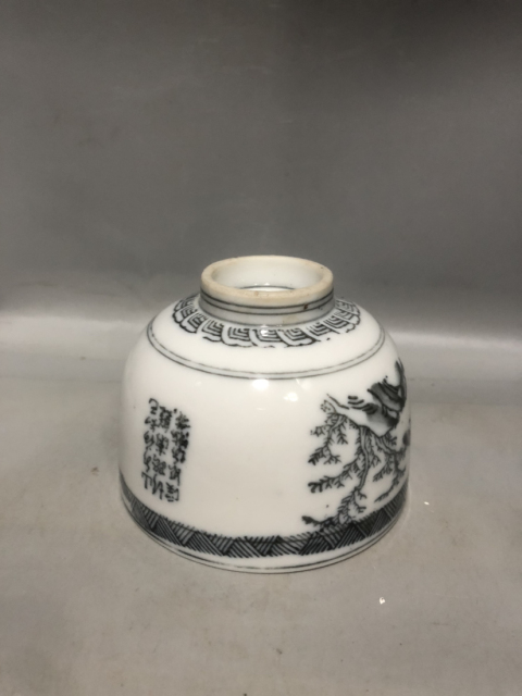 古玩陶瓷民國山水詩文青花茶杯拍賣,當前價格199元