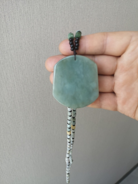 古玩玉器翡翠牌拍賣，當(dāng)前價(jià)格680元