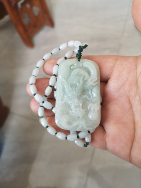 古玩玉器翡翠龍牌拍賣,當前價格850元