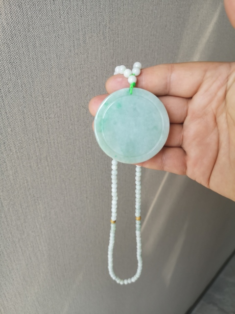 古玩玉器翡翠龍牌拍賣，當(dāng)前價格1999元