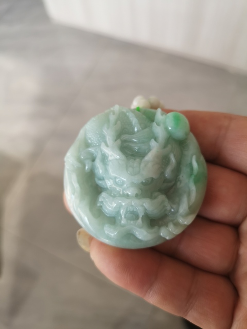 古玩玉器翡翠龍牌拍賣，當(dāng)前價格1999元