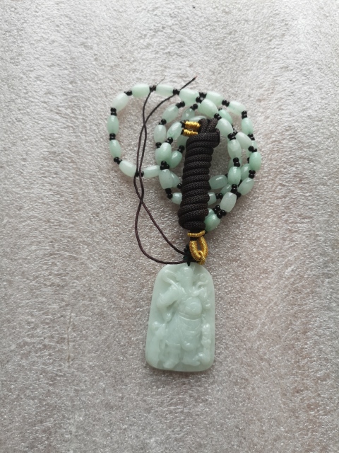古玩玉器翡翠關(guān)公拍賣，當(dāng)前價格398元