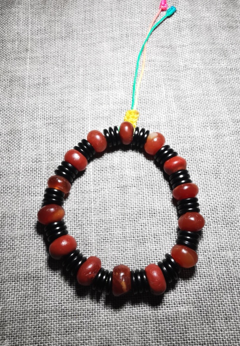古玩玉器高古瑪瑙手鏈拍賣,當前價格1199元