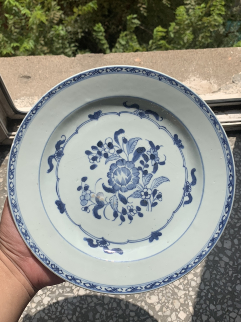 古玩陶瓷乾隆花卉紋青花盤拍賣,當前價格1999元