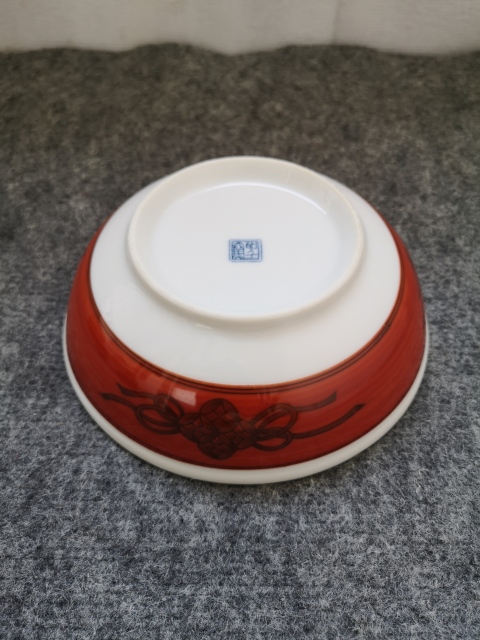 古玩陶瓷內青花花卉紋外紅釉碗拍賣,當前價格100元