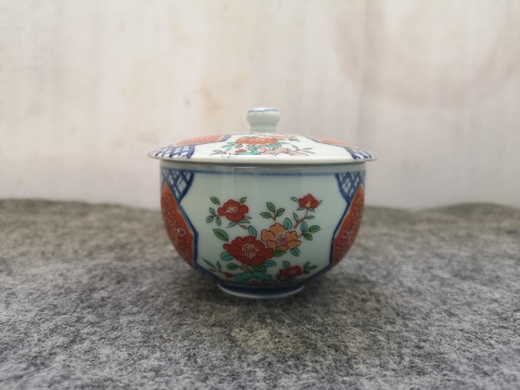 古玩陶瓷青花加彩蓋碗拍賣,當(dāng)前價(jià)格180元