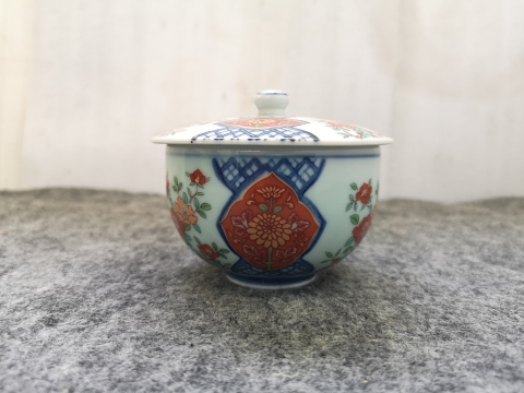 古玩陶瓷青花加彩蓋碗拍賣,當(dāng)前價(jià)格180元