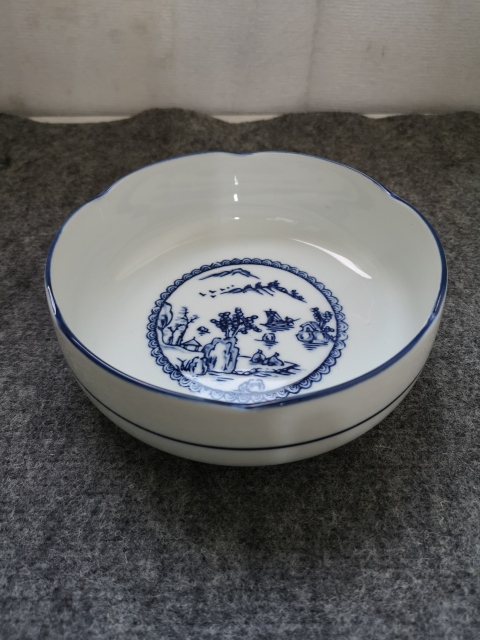 古玩陶瓷山水紋青花碗拍賣，當前價格150元