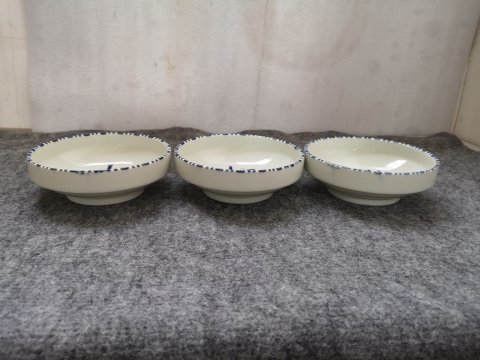 古玩陶瓷青花竹紋疊盒拍賣，當前價格160元