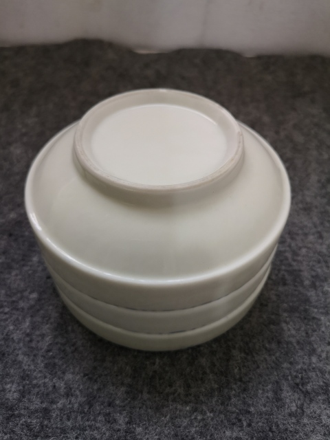 古玩陶瓷青花竹紋疊盒拍賣，當前價格160元