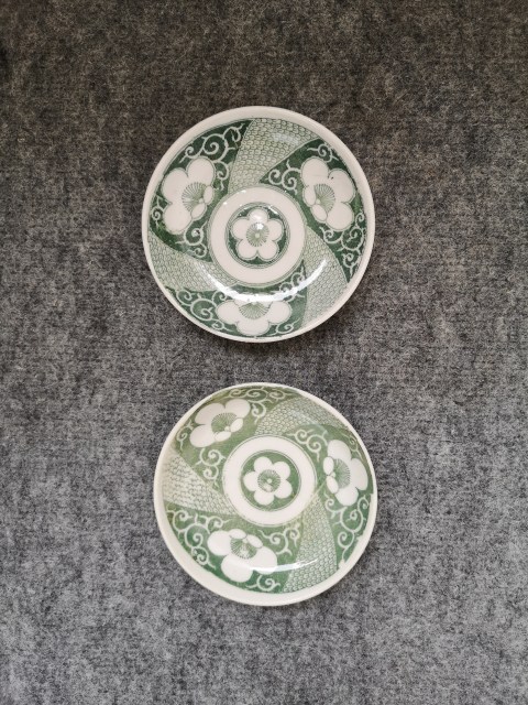古玩陶瓷綠彩梅紋盤拍賣,當(dāng)前價(jià)格168元