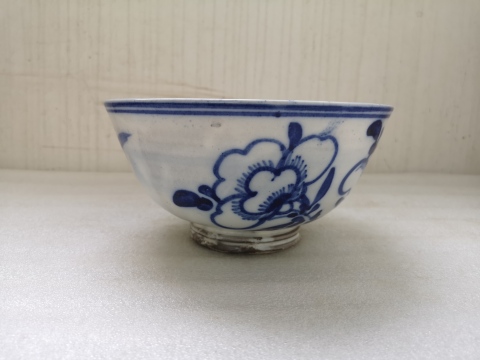 古玩陶瓷磁州窯靑花花卉紋碗拍賣,當(dāng)前價格480元