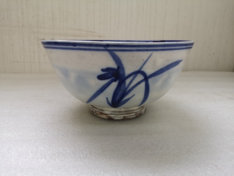 古玩陶瓷磁州窯靑花花卉紋碗拍賣,當(dāng)前價格480元