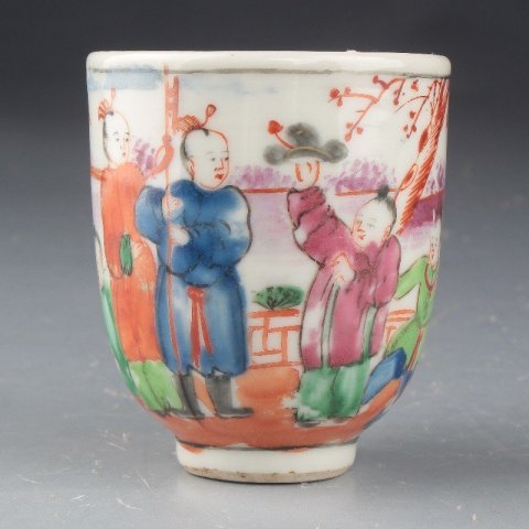 古玩陶瓷清乾隆 廣彩五子奪魁紋把杯拍賣，當前價格3580元