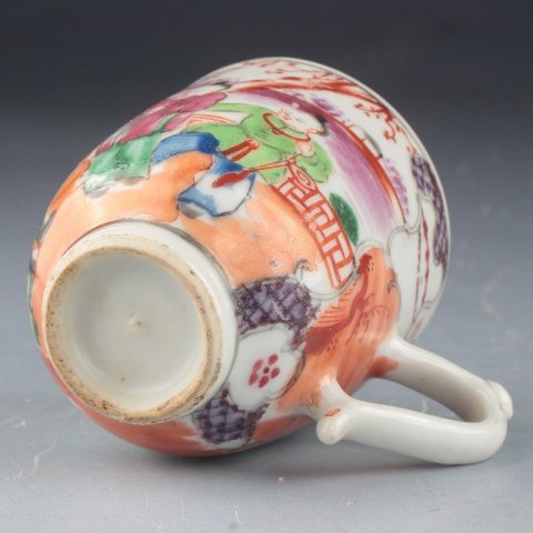 古玩陶瓷清乾隆 廣彩五子奪魁紋把杯拍賣，當前價格3580元