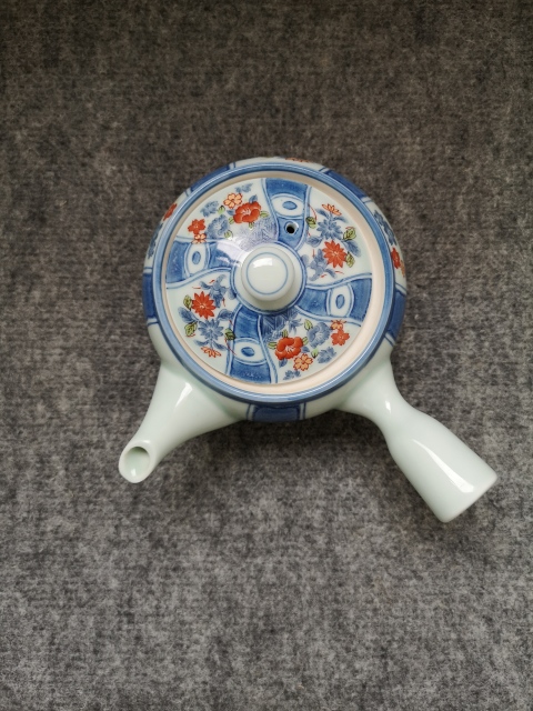 古玩陶瓷青花加彩執(zhí)壺拍賣，當前價格298元