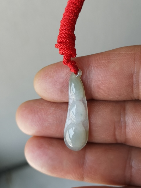 古玩玉器翡翠福豆拍賣,當前價格120元
