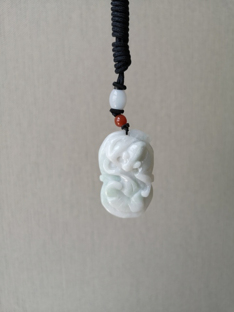 古玩玉器翡翠掛件拍賣,當前價格198元