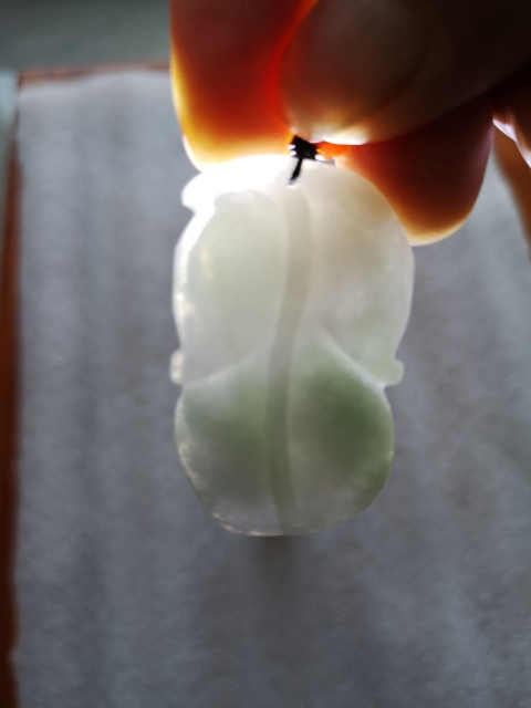 古玩玉器翡翠掛件拍賣,當前價格198元