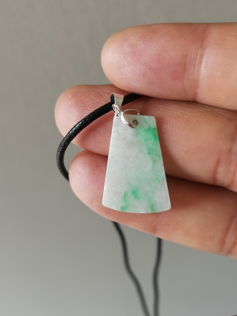 古玩玉器翡翠無事牌拍賣,當(dāng)前價格299元