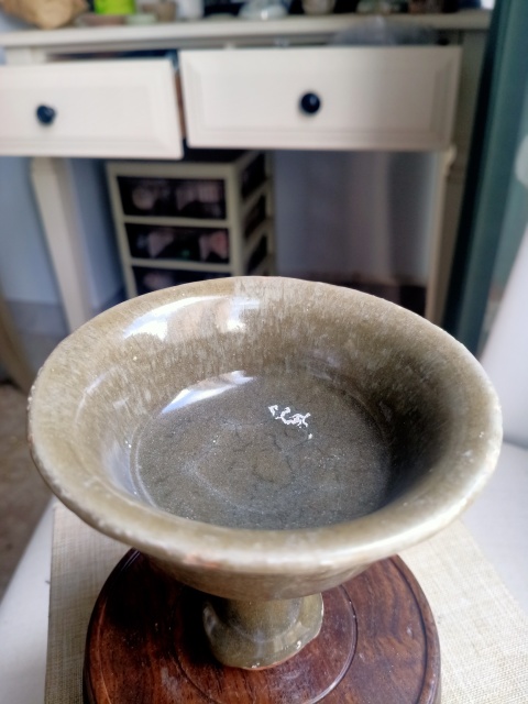 古玩陶瓷元末明初·青釉高足杯真品鑒賞圖