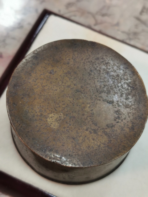 古玩雜項清末民國花鳥紋銅墨盒拍賣，當前價格350元