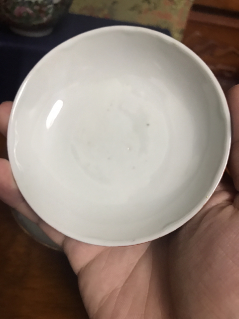 古玩陶瓷（精品蓋碗）晚清—花碟紋廣彩蓋碗一個拍賣，當(dāng)前價格1000元