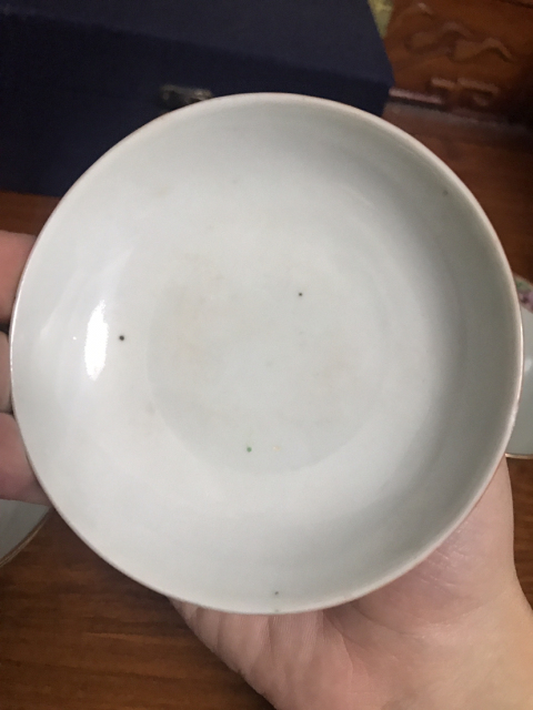 古玩陶瓷（精品蓋碗）晚清—花碟紋廣彩蓋碗一個拍賣，當(dāng)前價格1000元