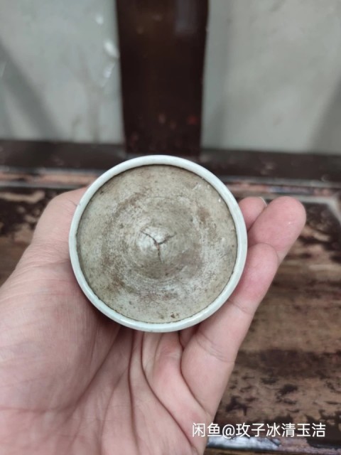 古玩陶瓷山水紋青花筆筒拍賣,當前價格1500元