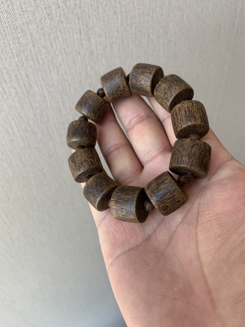 古玩雜項沉香手串拍賣,當前價格480元