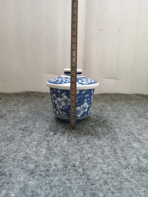 古玩陶瓷青花留白梅紋蓋杯拍賣,當前價格199元