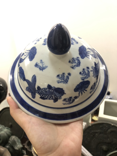 古玩陶瓷魚(yú)藻紋青花將軍罐拍賣(mài),當(dāng)前價(jià)格888元