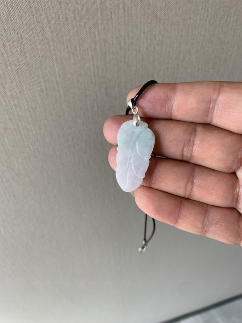 古玩玉器翠大葉掛墜拍賣,當(dāng)前價(jià)格168元