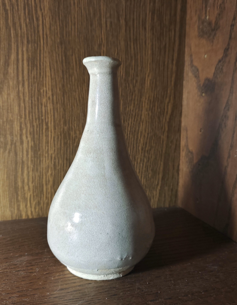 古玩陶瓷影青瓶拍賣,當(dāng)前價(jià)格6500元
