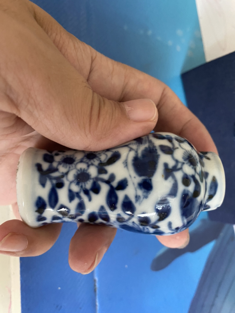 古玩陶瓷花鳥紋大口青花煙壺拍賣，當前價格2000元