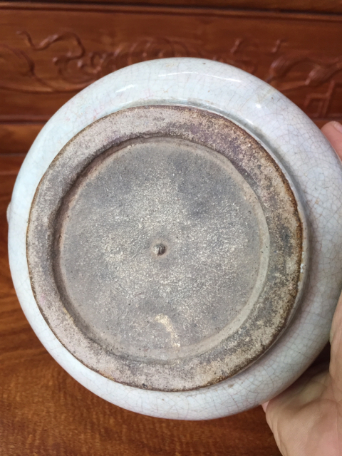 古玩陶瓷(清末民初)哥釉鋪首爐拍賣,當(dāng)前價(jià)格0元