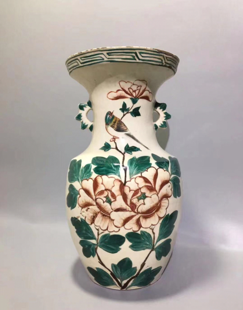 古玩陶瓷畫工精美花鳥紋雙耳盤口大瓶拍賣,當前價格0元