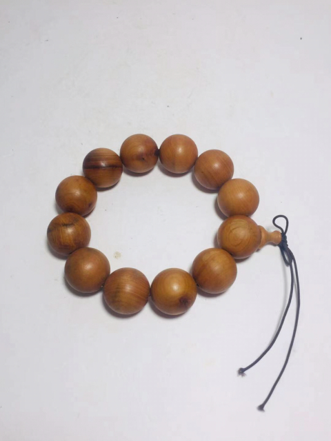 古玩雜項(xiàng)手串拍賣,當(dāng)前價(jià)格99元