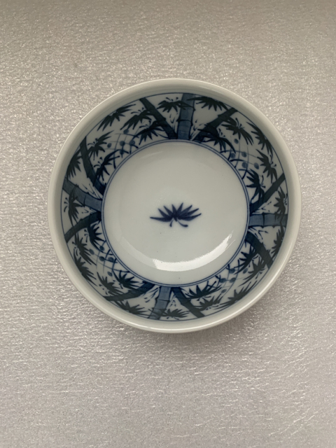古玩陶瓷竹紋青花小碗拍賣,當前價格120元