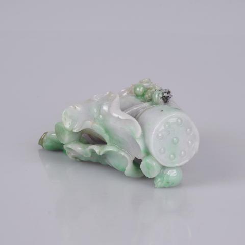 古玩玉器天然翡翠“荷塘蓮藕”大擺件拍賣，當前價格5600元