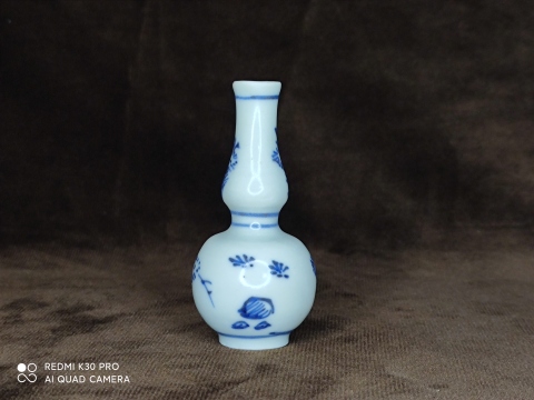 古玩陶瓷青花三秋圖葫蘆瓶拍賣,當前價格1999元