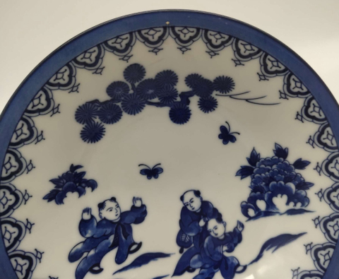 古玩陶瓷嬰戲紋青花盤拍賣，當前價格150元