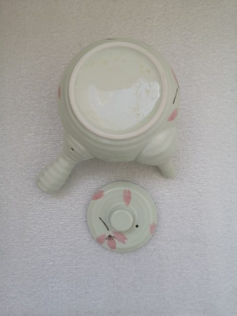 古玩陶瓷花卉紋壺拍賣，當前價格260元