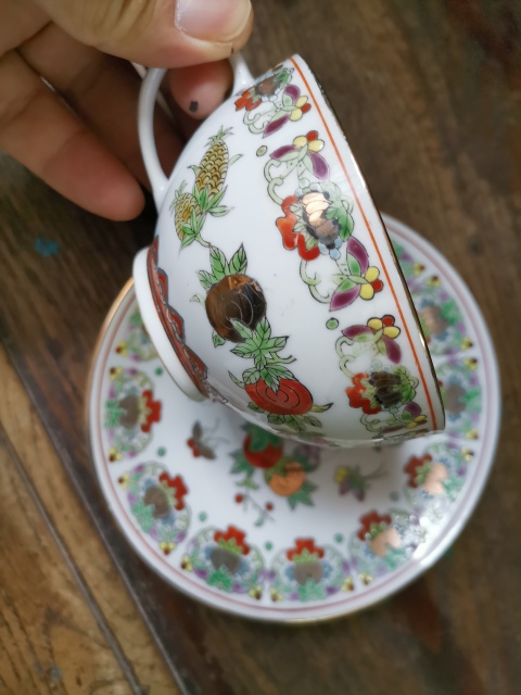 古玩陶瓷創匯.花果紋彩瓷茶器399拍賣,當前價格399元
