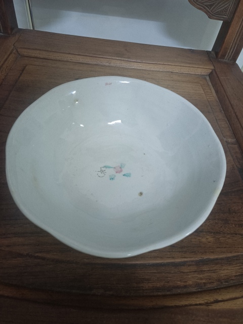 古玩陶瓷花卉紋彩繪碗拍賣,當前價格588元