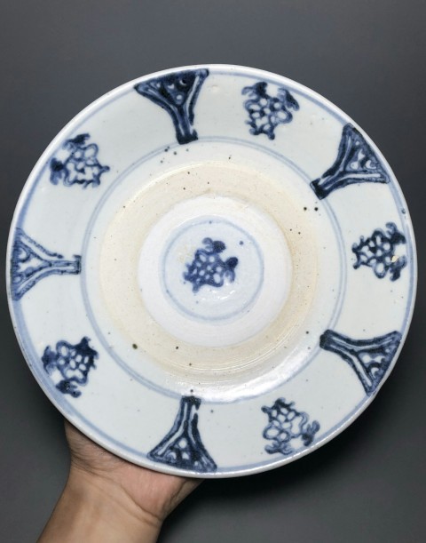 古玩陶瓷精美花卉紋大盤拍賣，當(dāng)前價(jià)格680元